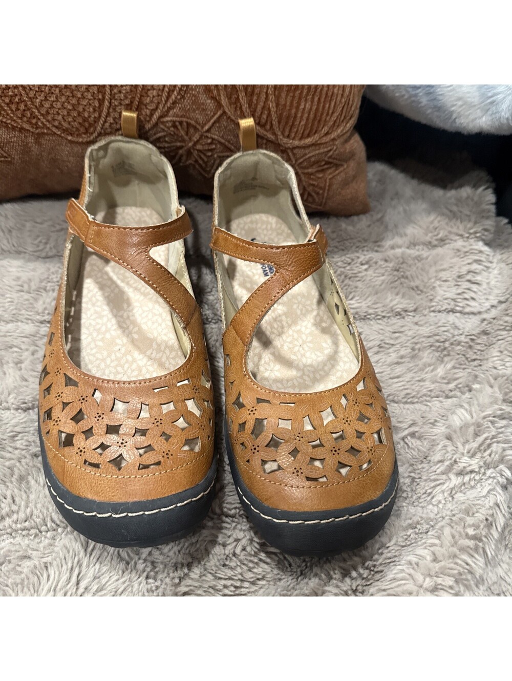 JBU Jambu Tan Bellerose cut out detail print shoes - Size 9.5M Medium New